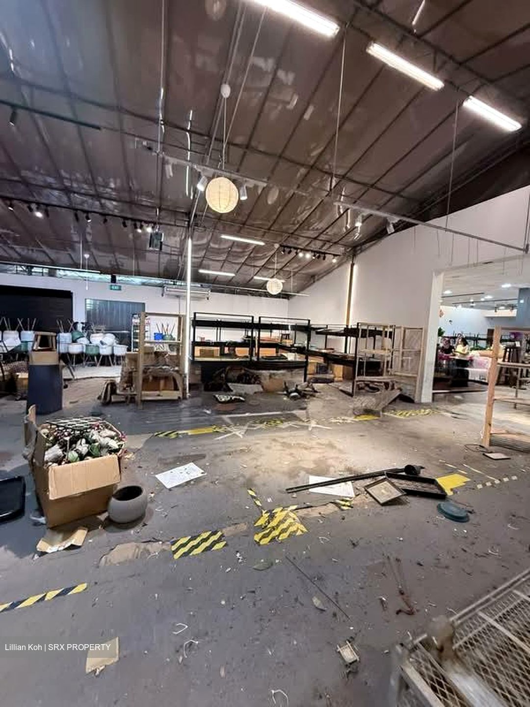 Upper Boon Keng Road (D14), Warehouse #532041681